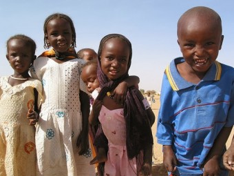 Crianças africanas refugiadas | IKMR