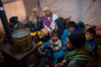 Refugiados sírios buscam abrigo | IKMR