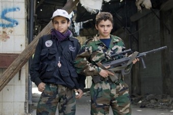 criancas-armadas-siria
