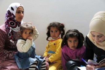 Sírios se registram como refugiados no Líbano. Foto: ACNUR