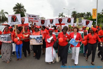 Manifestação em Lagos, na Nigéria, pedindo a liberação das 200 meninas sequestradas. Foto: Ibrahim Dauda/ UNIC Lagos
