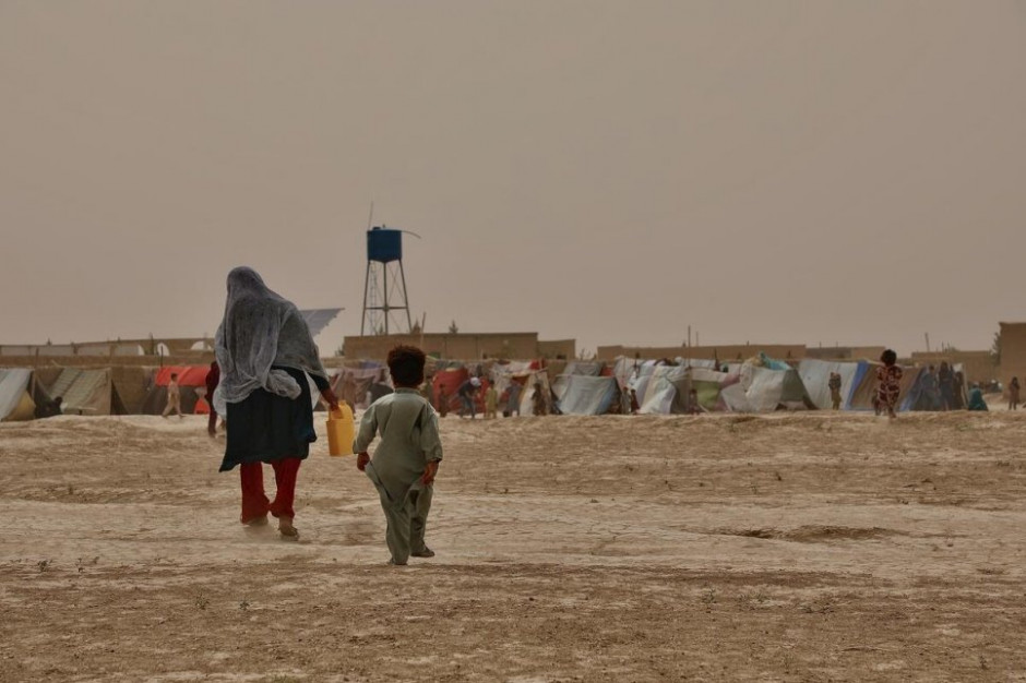 Some 400,000 Afghans have been forced from their homes since the beginning of the year.  © UNHCR/Edris Lutfi