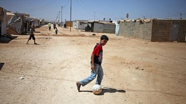 Futebol garante sobrevida aos refugiados de guerra da Síria