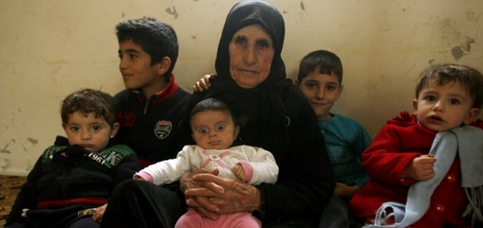 Refugiada síria no Líbano completa 100 anos de idade e sonha em voltar para casa