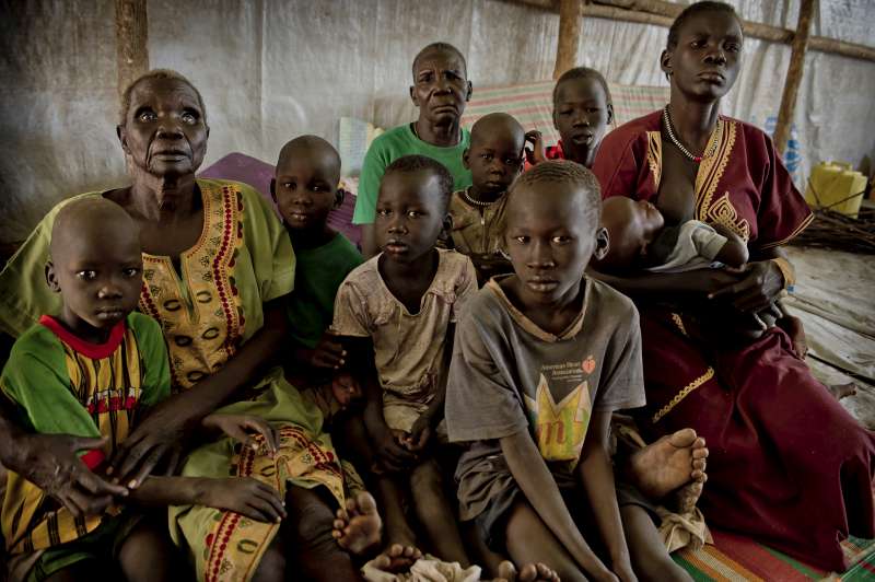 Com apoio do ACNUR, Uganda acolhe mulheres e crianças que fogem de conflito no Sudão do Sul