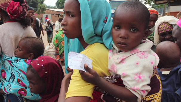 França reconhece inoperabilidade da missão na República Centroafricana; população sofre