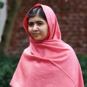 Malala pede apoio para educar crianças sírias refugiadas