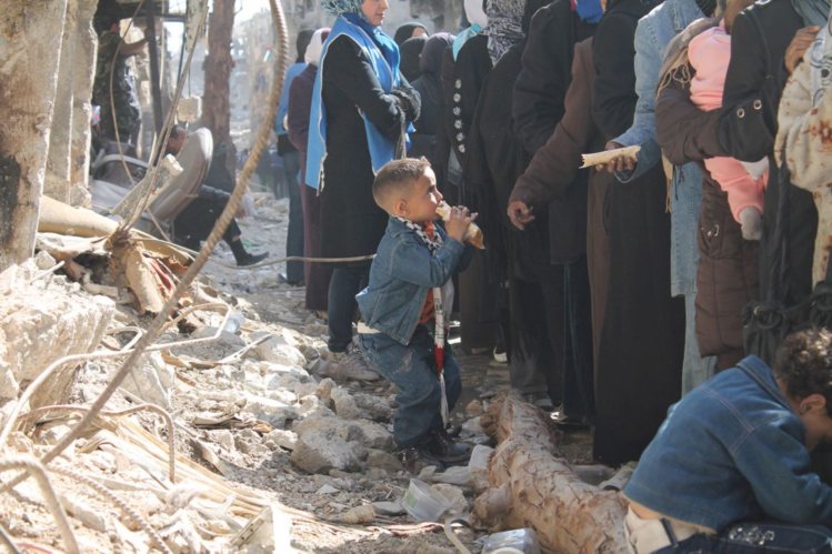 Depois da ONU, também a Amnistia Internacional denuncia os mortos à fome de Yarmouk