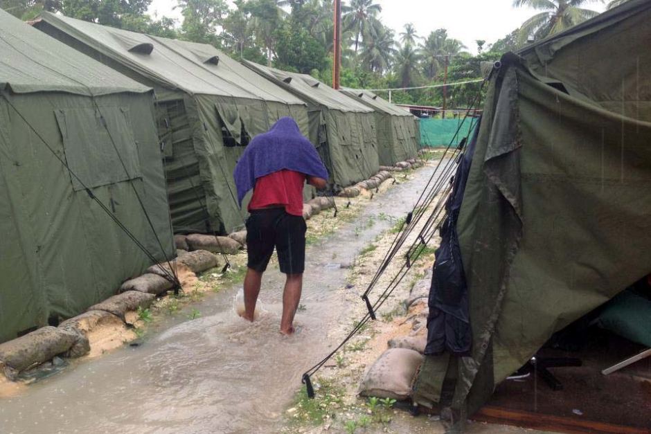 Papua Nova Guiné: Bispos, urgente solução “realmente humana” para refugiados