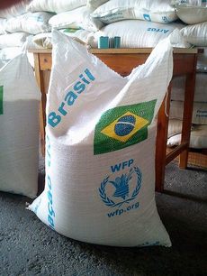 Brasil doa arroz a refugiados