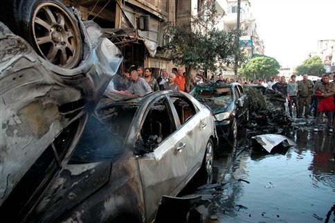 Síria: Duplo atentado em Homs faz 25 mortos