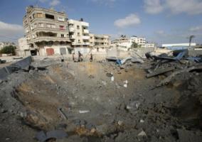 Israel envia tanques à fronteira de Gaza e ataca na Cisjordânia