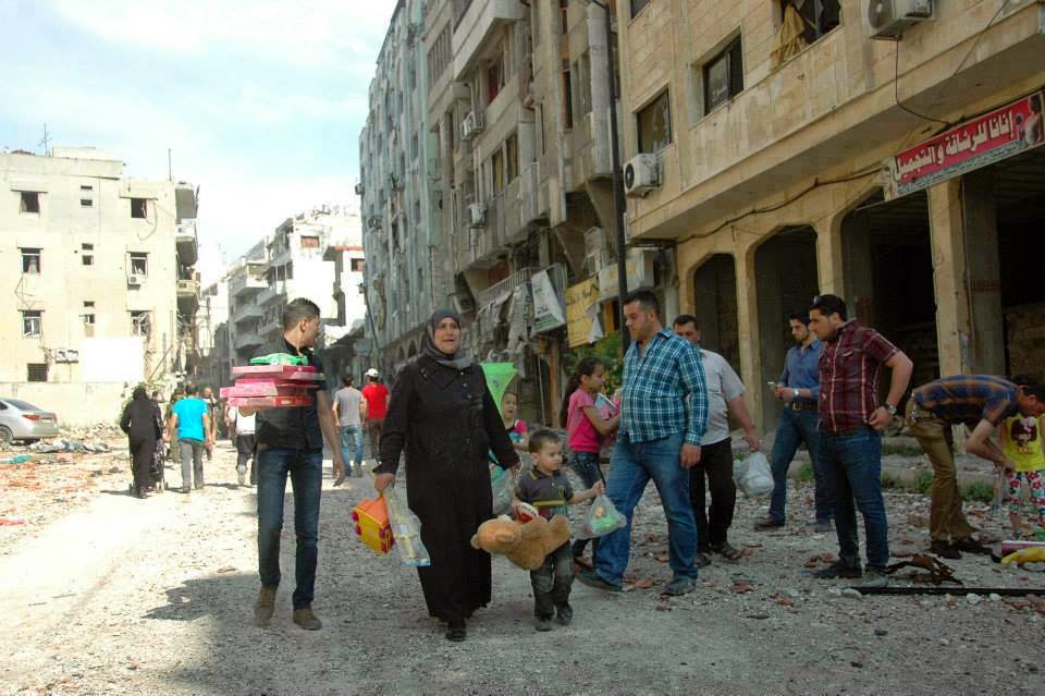 Síria: milhares de pessoas retornam para Homs