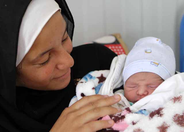 Mil crianças nascidas no campo de refugiados de Zaatari